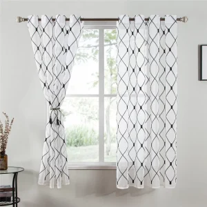 XinLan Modern Europe Style Tartan Embroidery Tulle Curtains Flame Retardant Insulated Translucent Shading Custom Curtains 100%