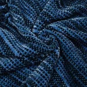Yarn dyed Chenille Woven Blanket with Twisted Fringes