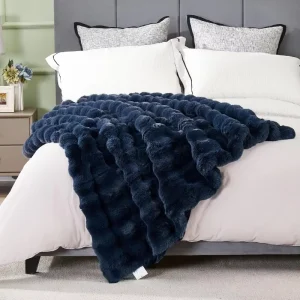 Zhengtai Custom Knitted Decoration Soft Bed Rabbit Faux Fur Throw Blanket for Winter